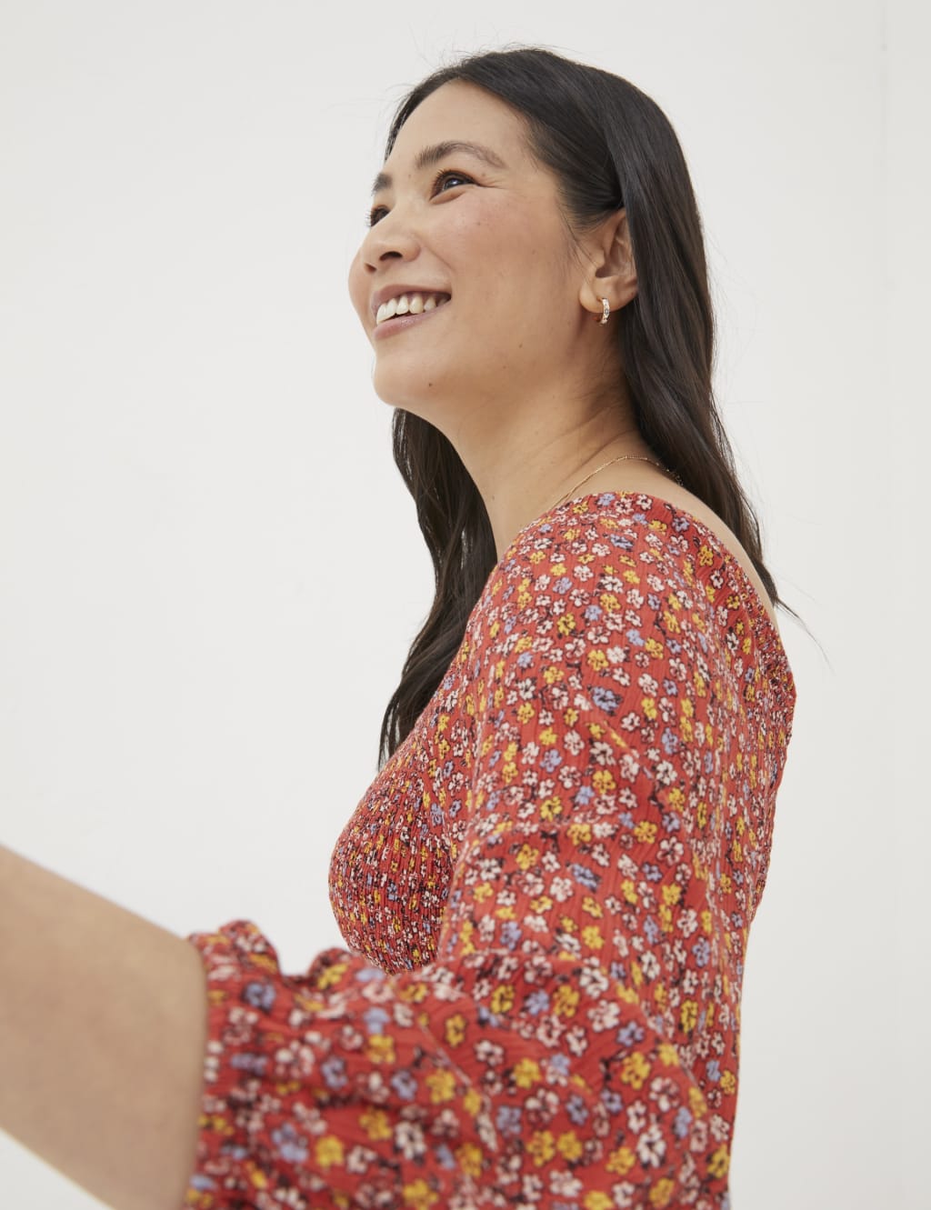 Ditsy Floral Shirred Midi Waisted Dress image 4