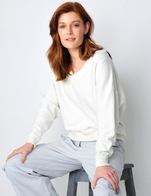 Burgs Womens Cotton Rich V-Neck Oversized Sweatshirt - 14 - White, White,Pink