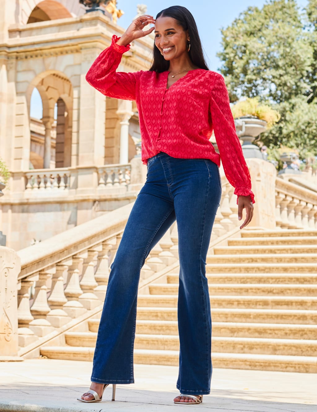 Textured V-Neck Relaxed Longline Blouse image 2