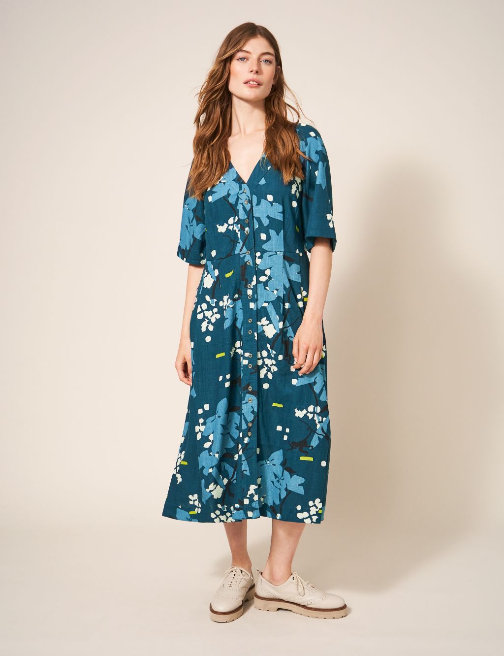 Printed V-Neck Midi Tea Dress with Linen image 2