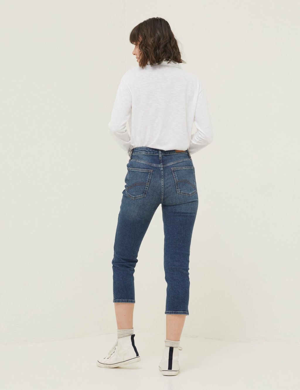 Slim Fit Cropped Jeans image 2