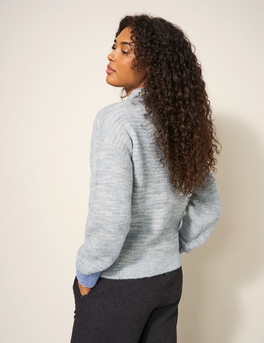 Short Knitted Bomber Jacket with Wool image 4