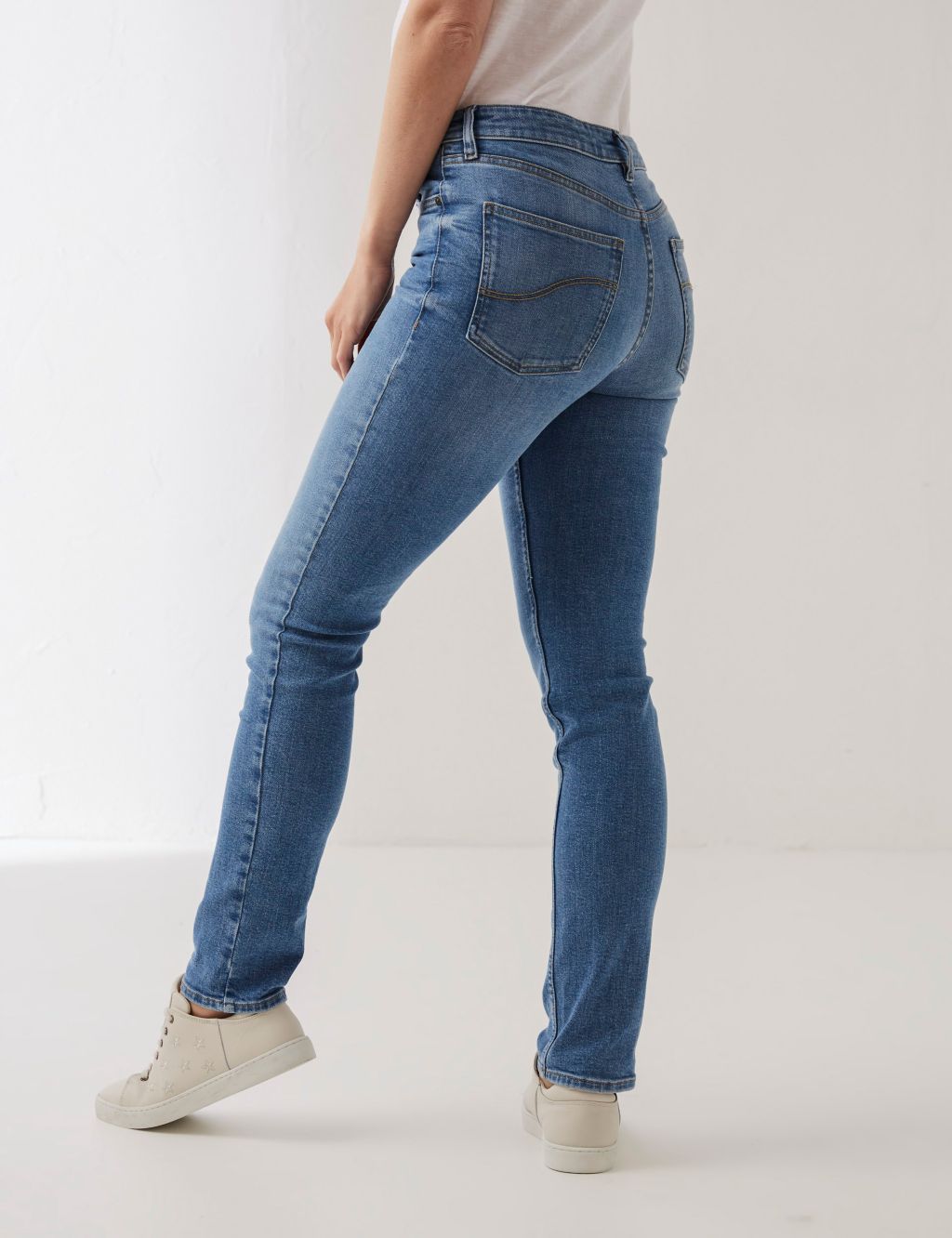 Slim Fit Jeans image 2