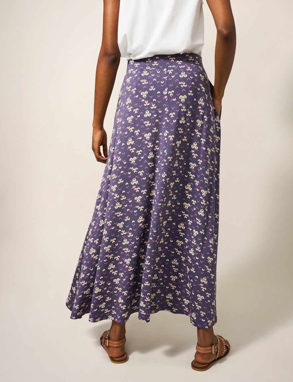 Printed Maxi A-Line Skirt image 4