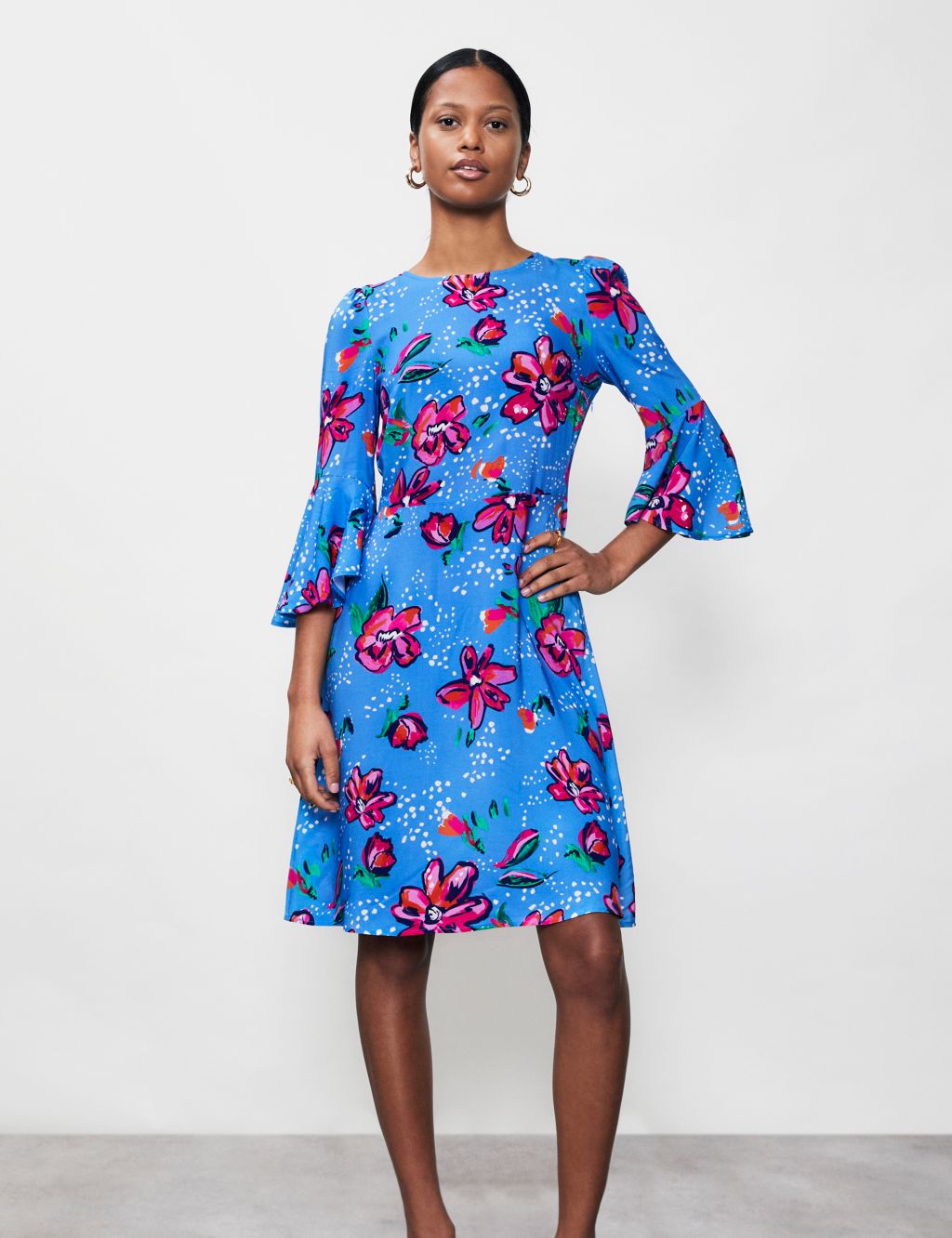 Floral Round Neck Knee Length Waisted Dress image 2