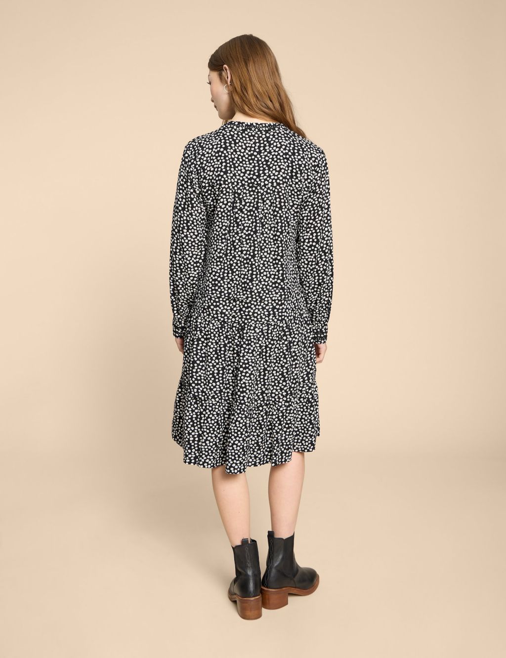 Printed V-Neck Knee Length Tea Dress image 3