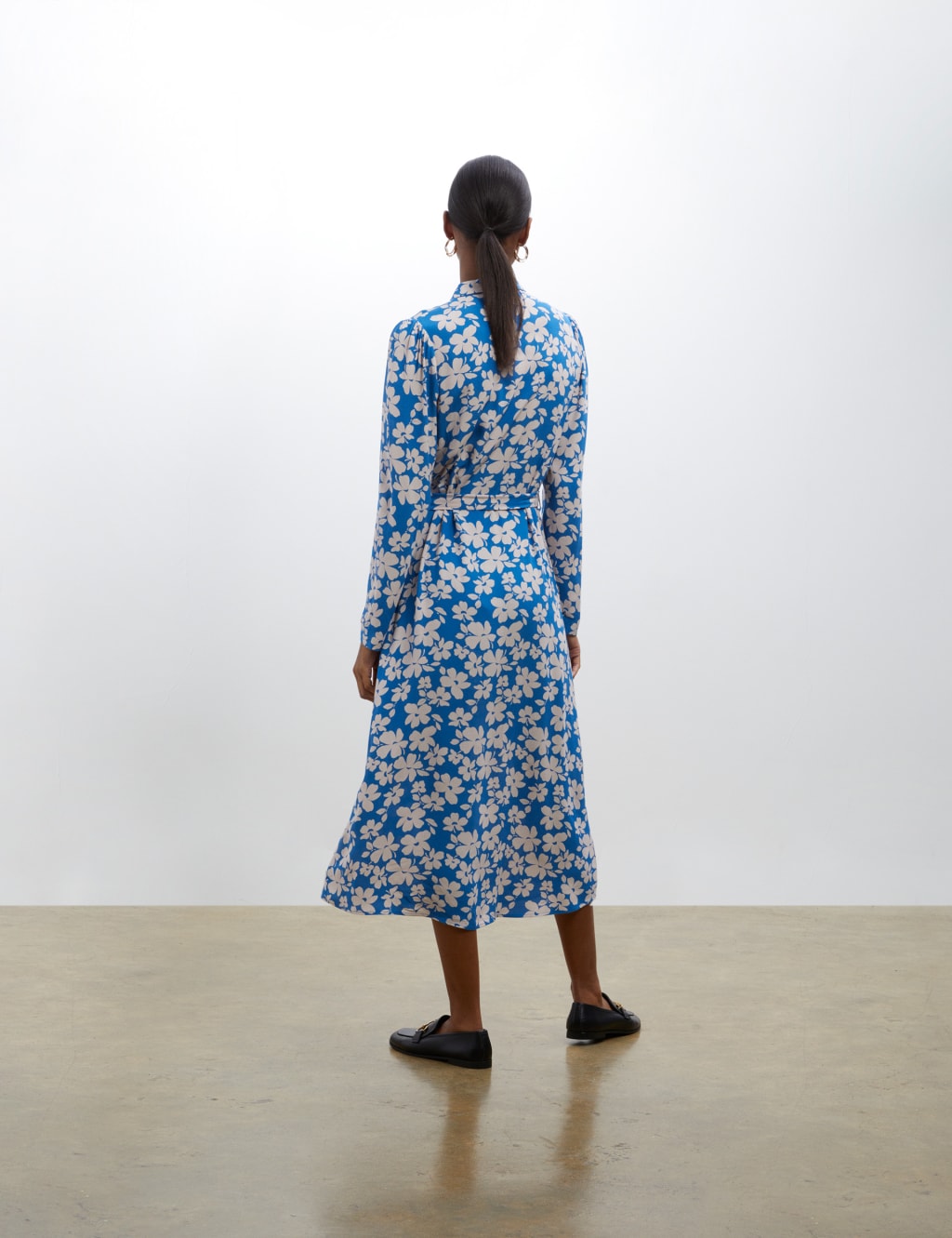 Floral V-Neck Belted Midi Shirt Dress image 3