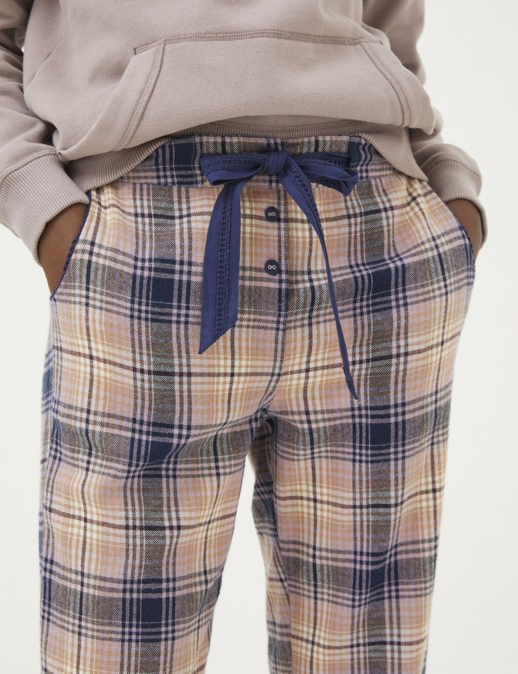 Pure Cotton Checked Cropped Pyjama Bottoms image 4