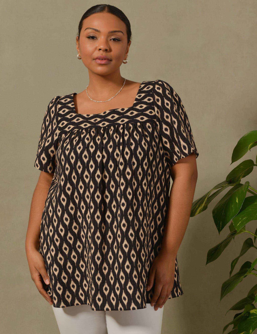 Geometric Relaxed Top image 1