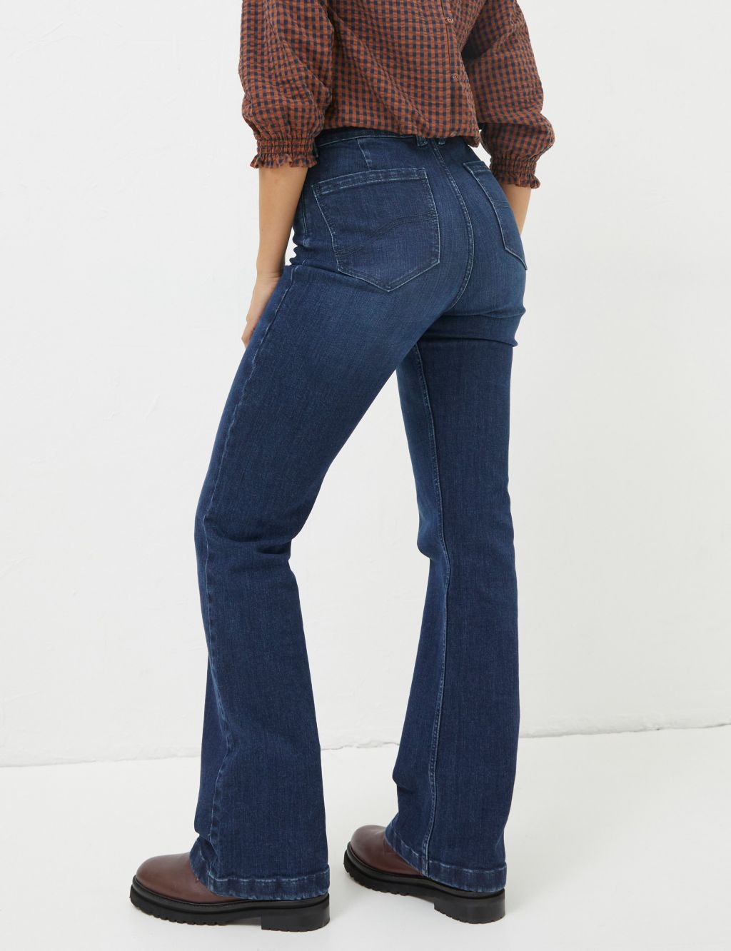 Mid Rise Flared Jeans image 4