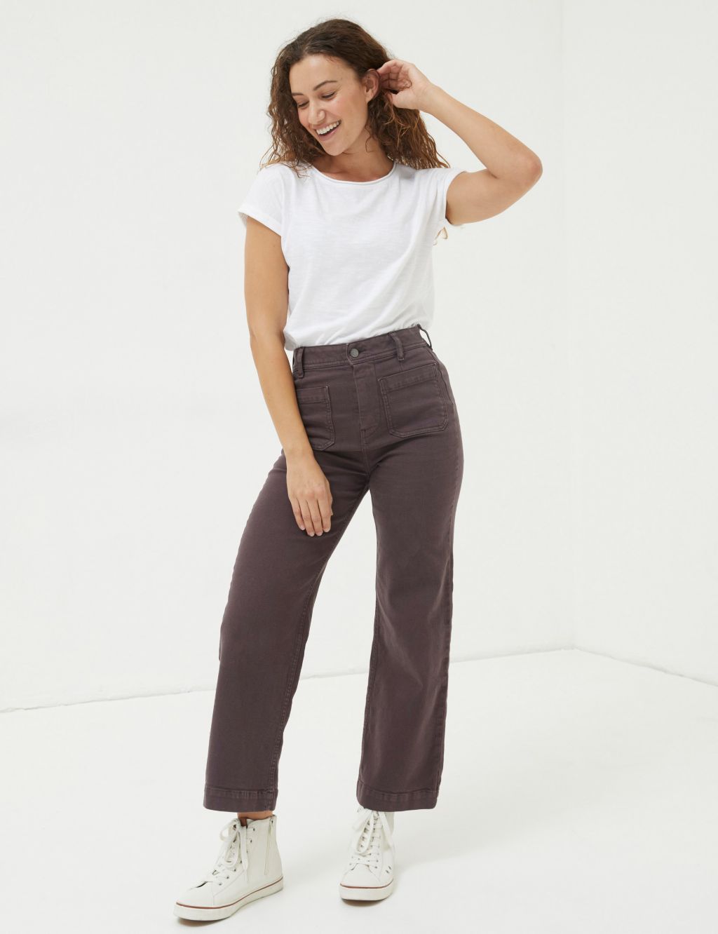 Women Solid Plum Mid Rise Cropped Jeggings