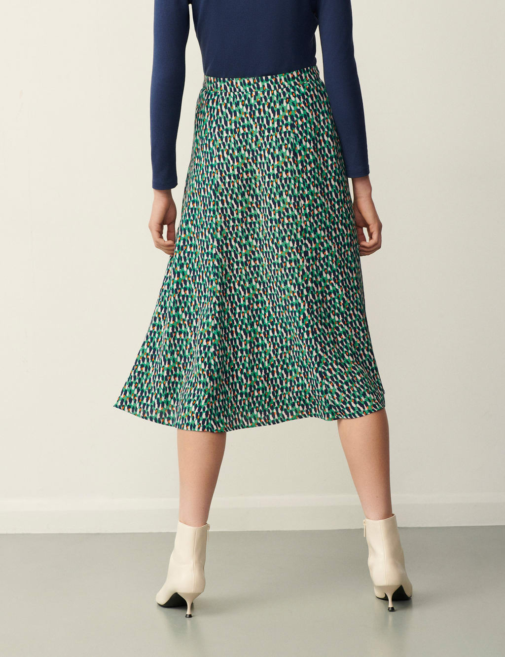 Printed Button Front Midi A-Line Skirt image 4