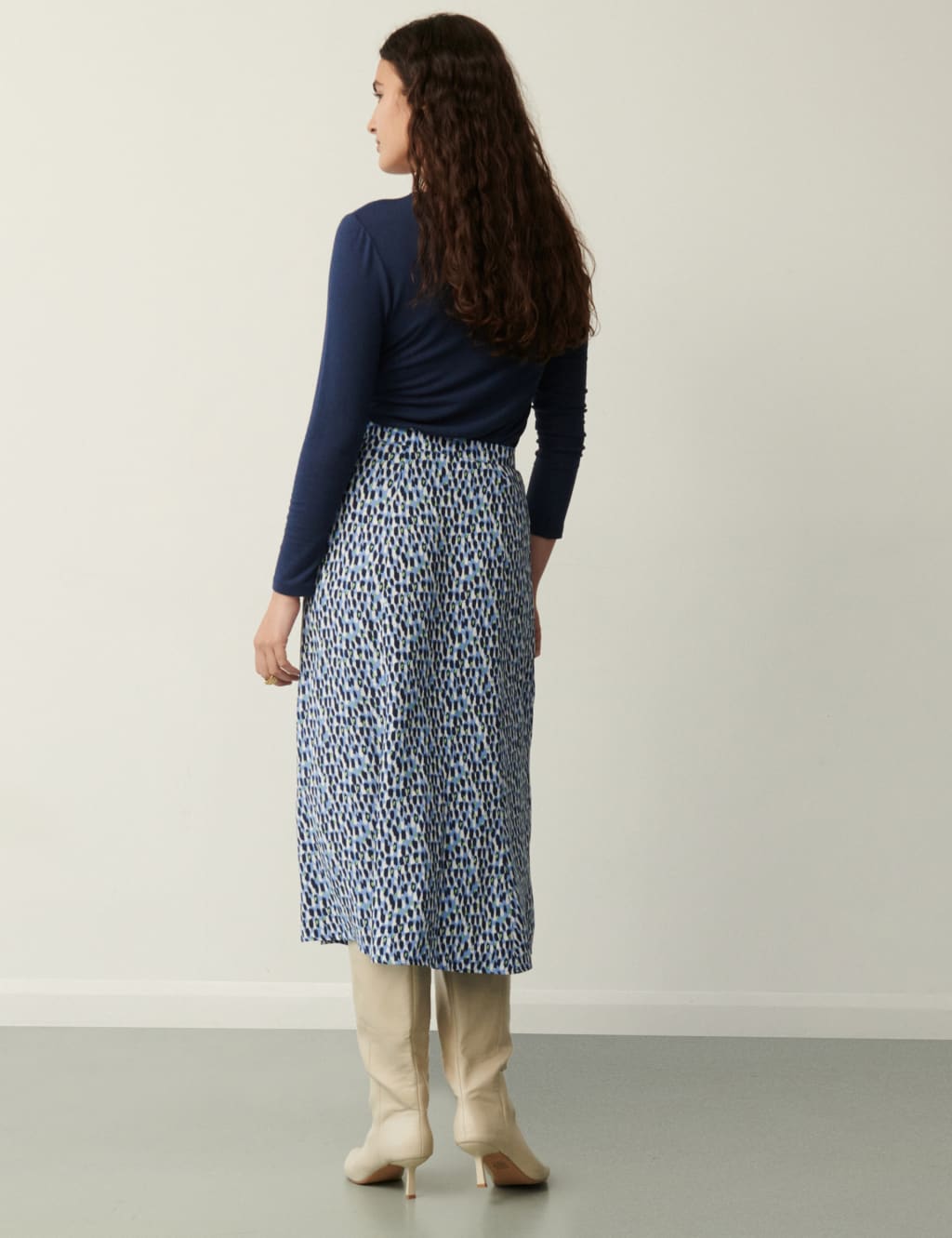 Printed Button Front Midi A-Line Skirt image 4