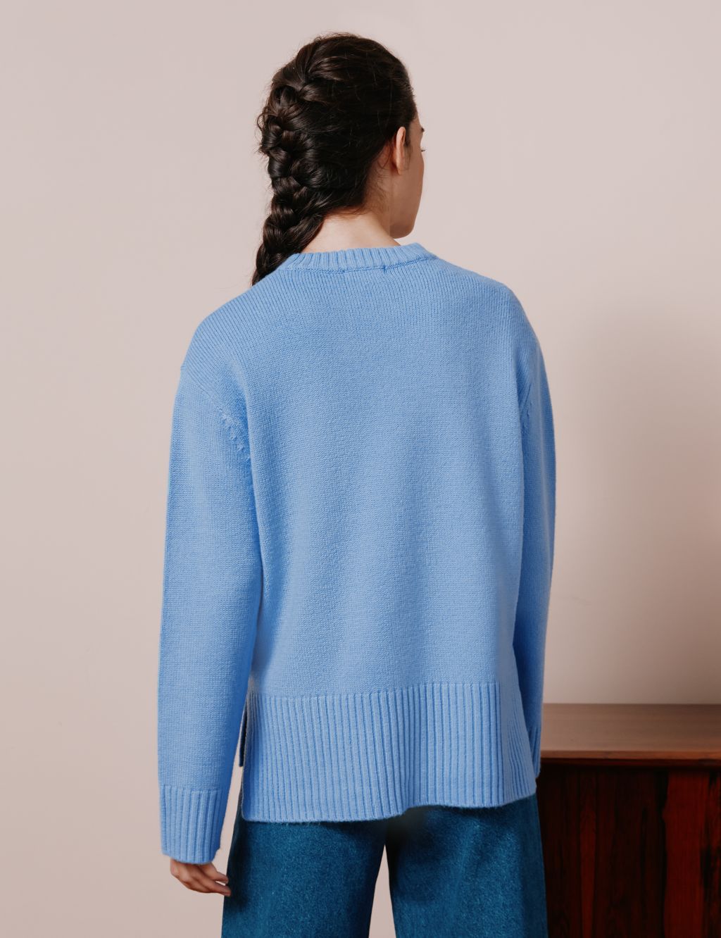 Crew Neck Stepped Hem Jumper with Wool image 3