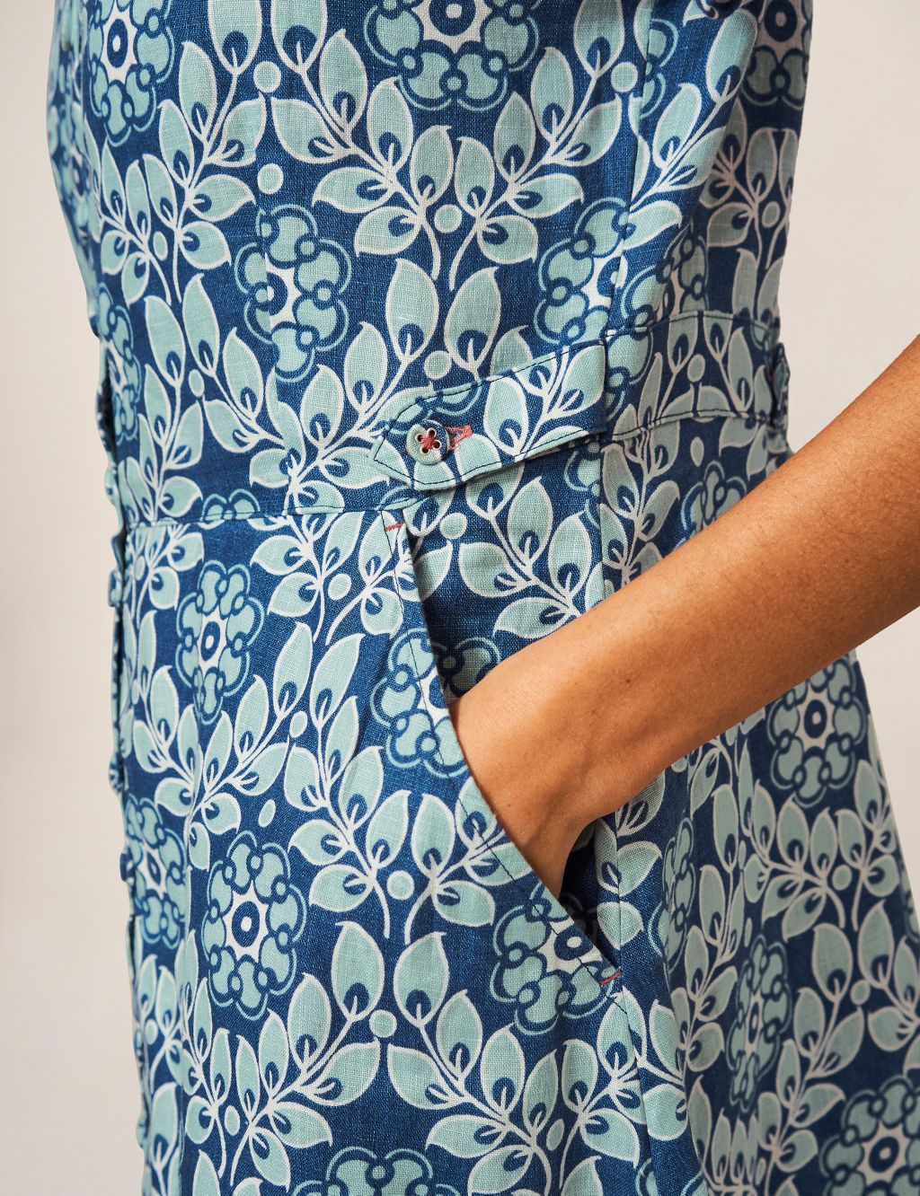 Pure Linen Printed V-Neck Midi Tea Dress image 4