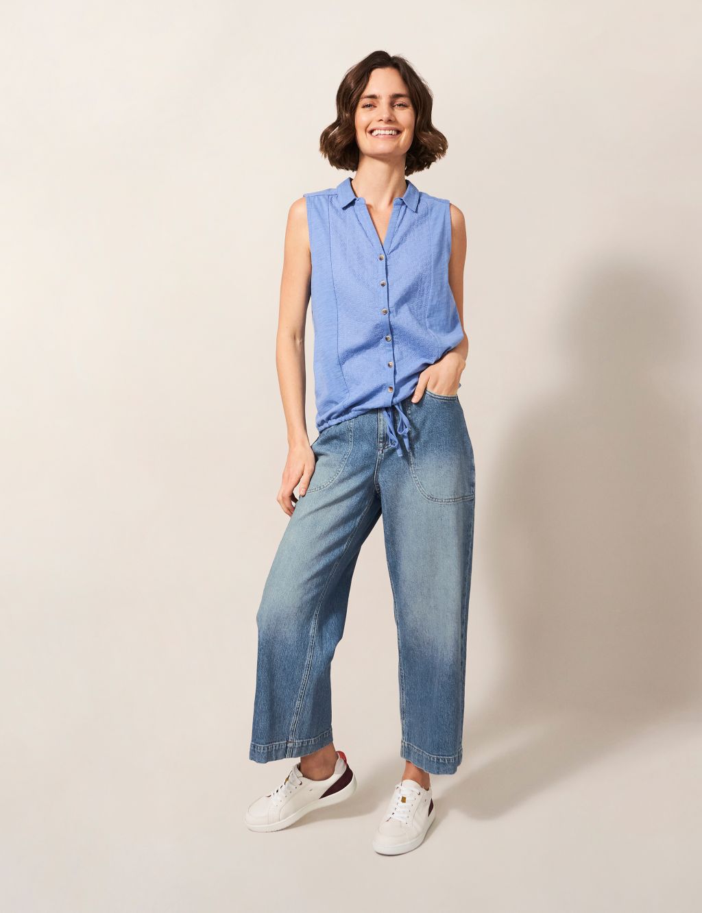 Wide Leg Cropped Jeans image 2