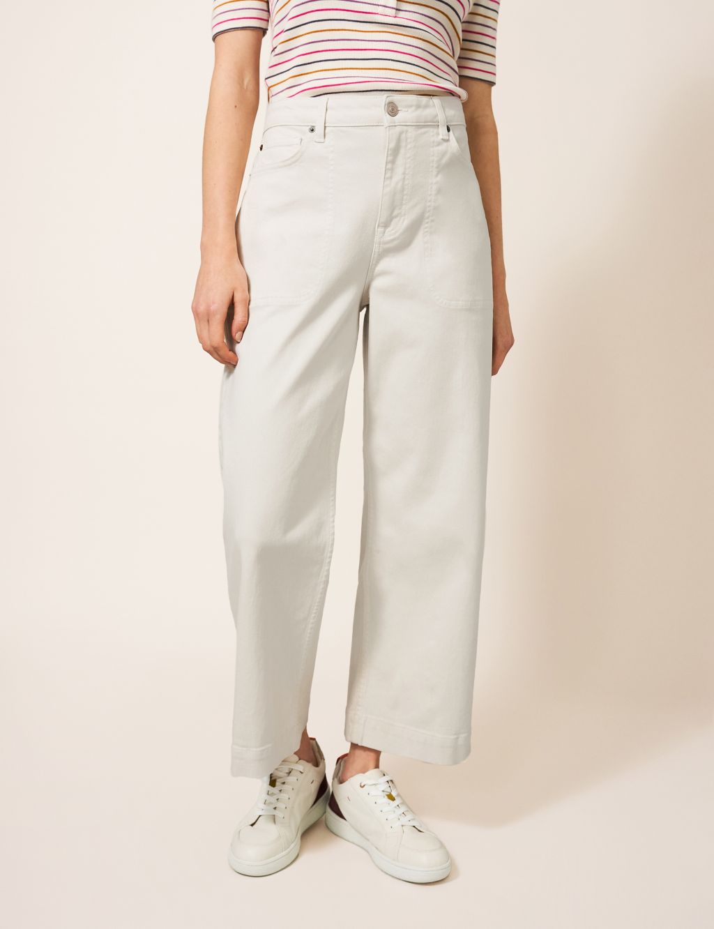 Wide Leg Cropped Jeans image 2
