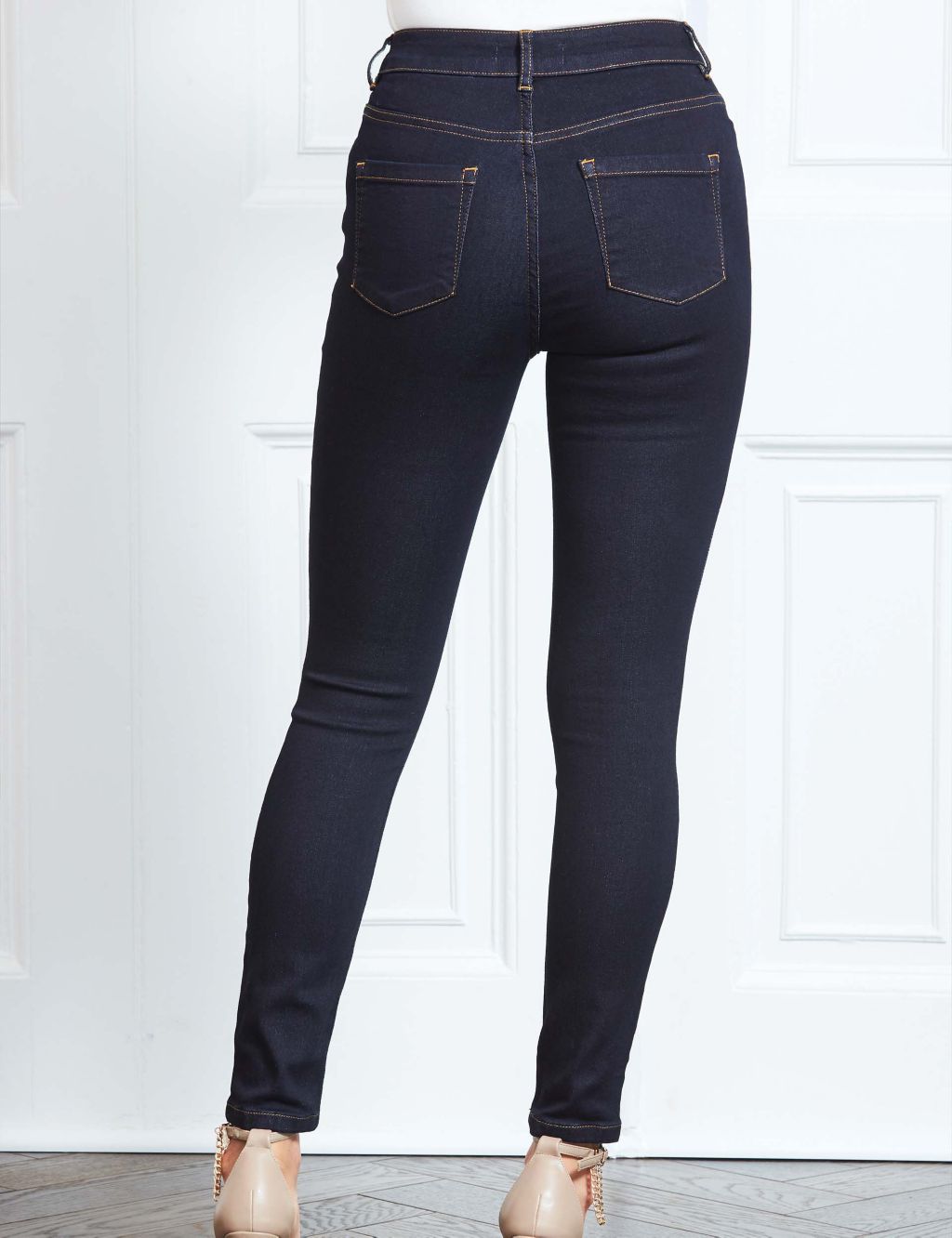 Skinny Jeans image 4