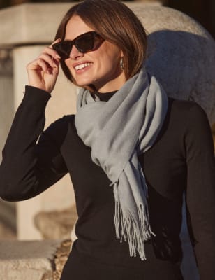 Light grey best sale scarf womens