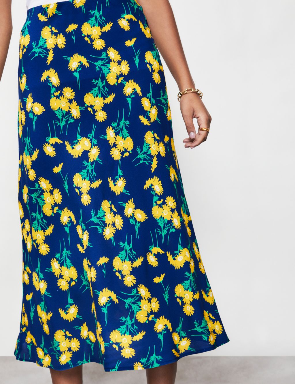 Floral A-Line Midi Skirt image 3