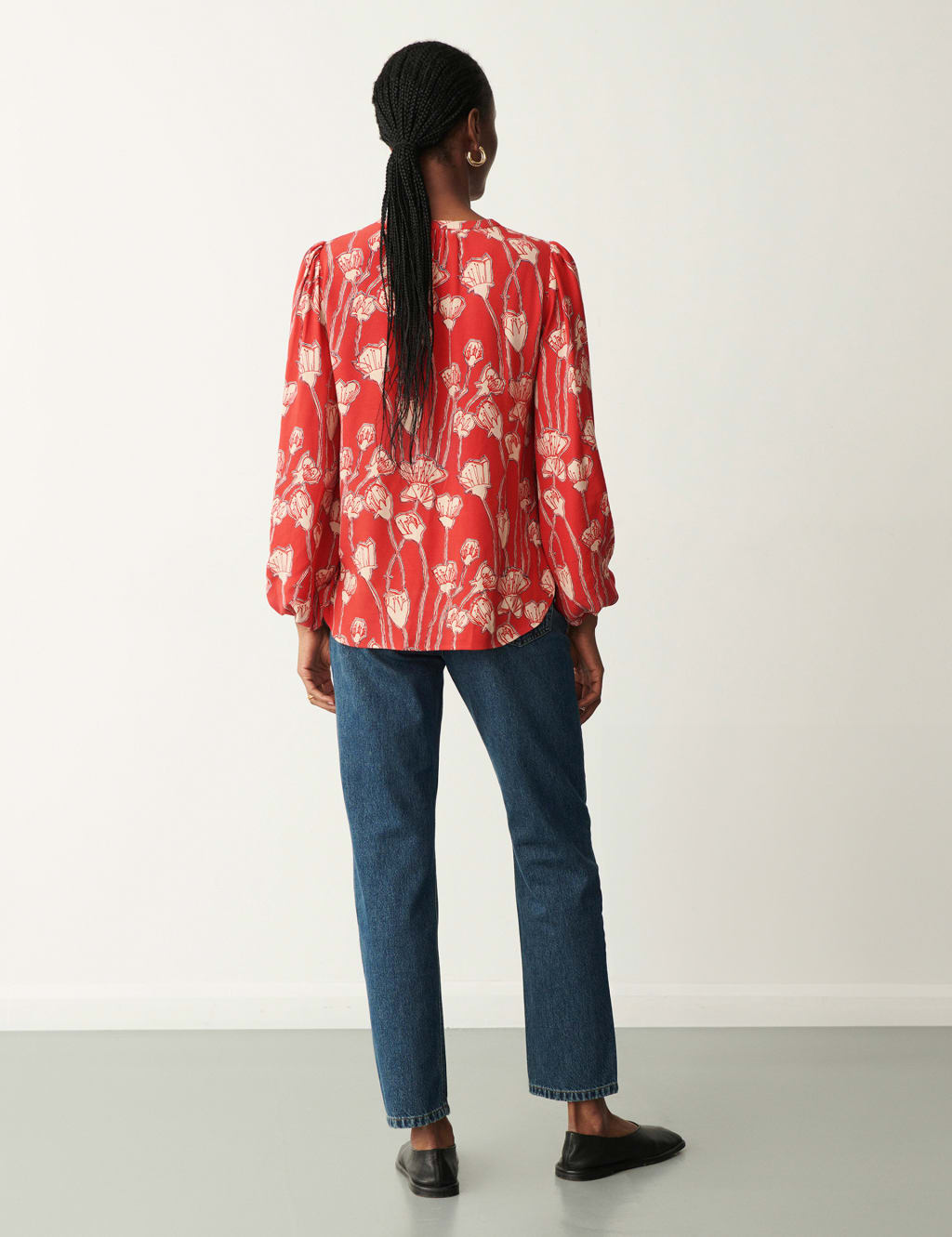 Floral Crew Neck Blouson Sleeve Blouse image 3