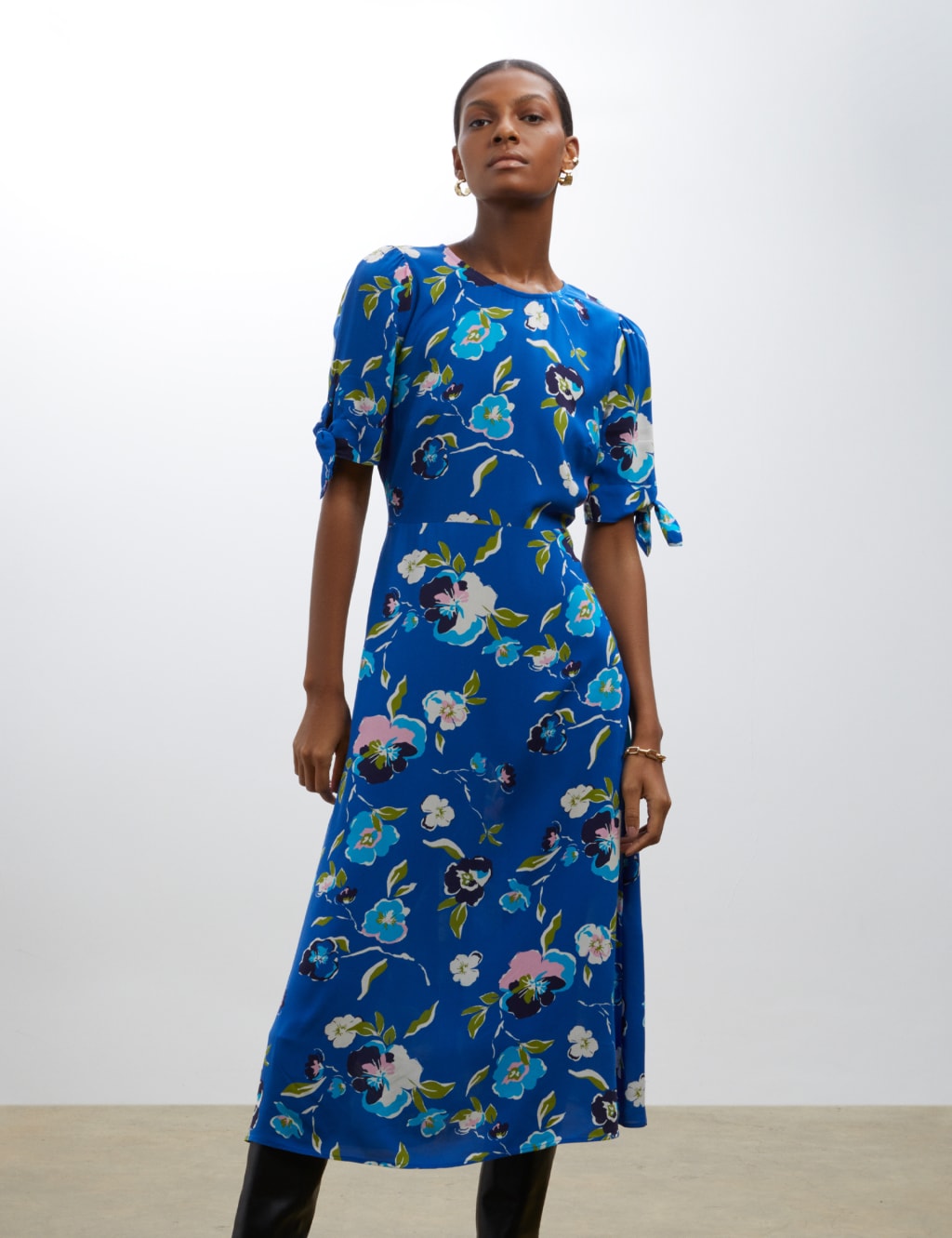 Floral Round Neck Midi Waisted Dress image 2
