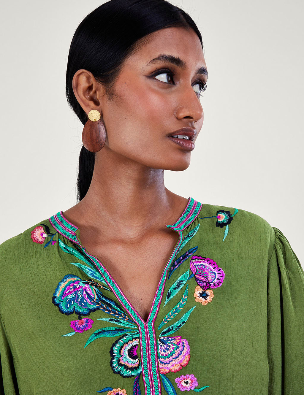 Embroidered Notch Neck Mini Shift Dress image 5
