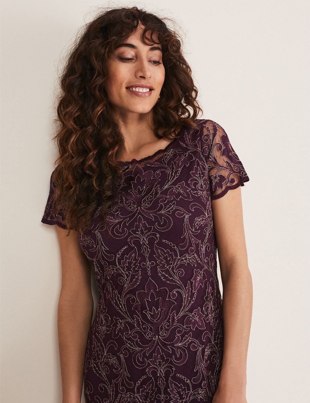 Embroidered Round Neck Shift Dress image 2