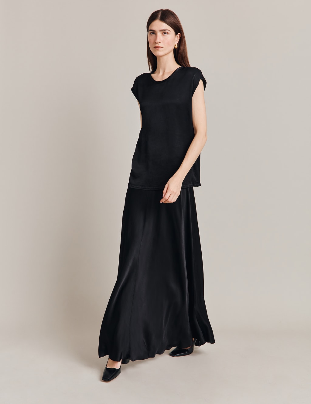 Long black skirt online online