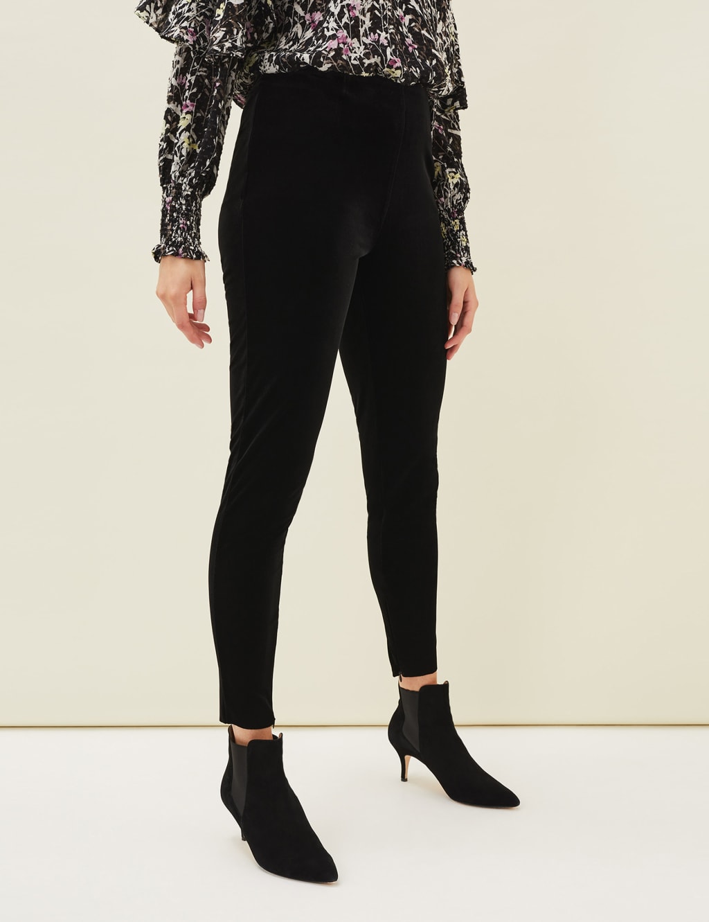 Velvet Leggings image 2