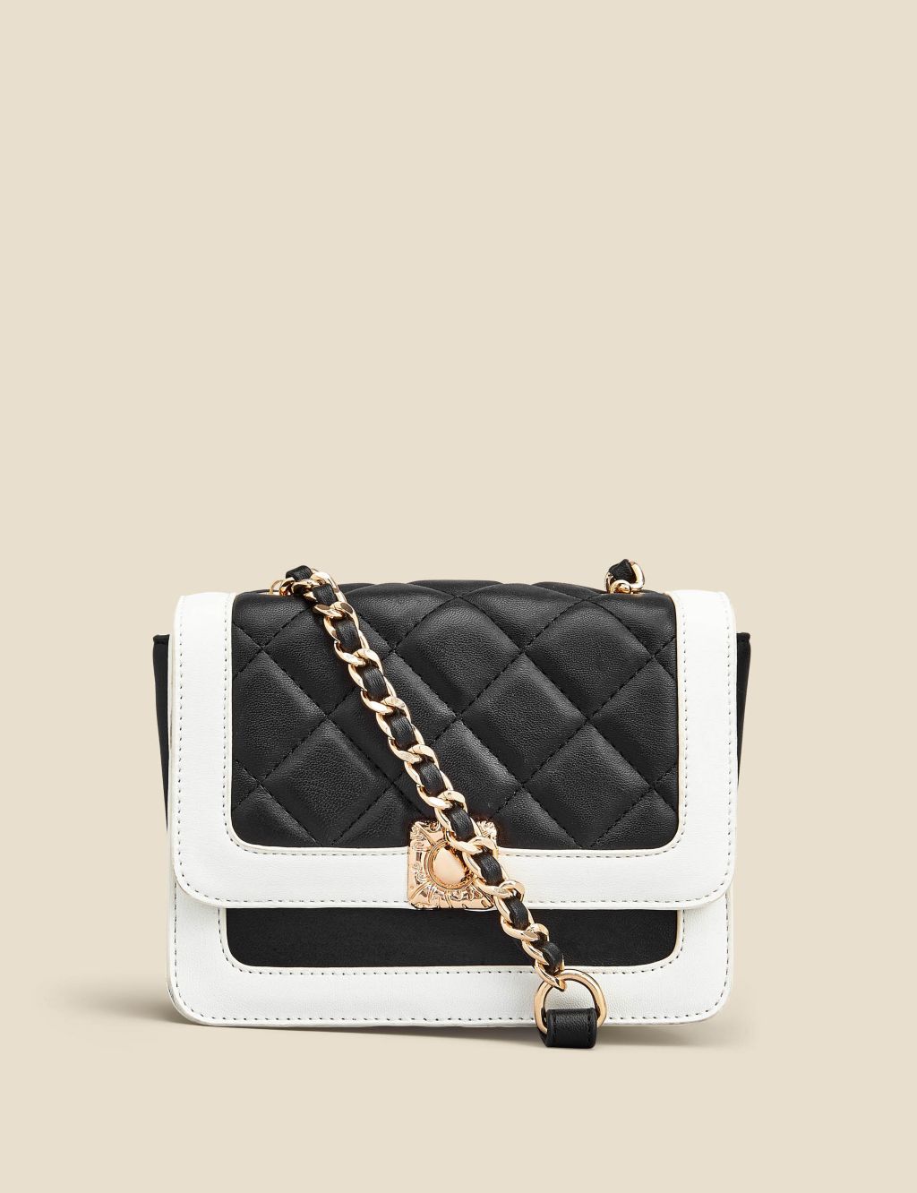 Mono Quilted Chain Detail Cross Body Bag image 2