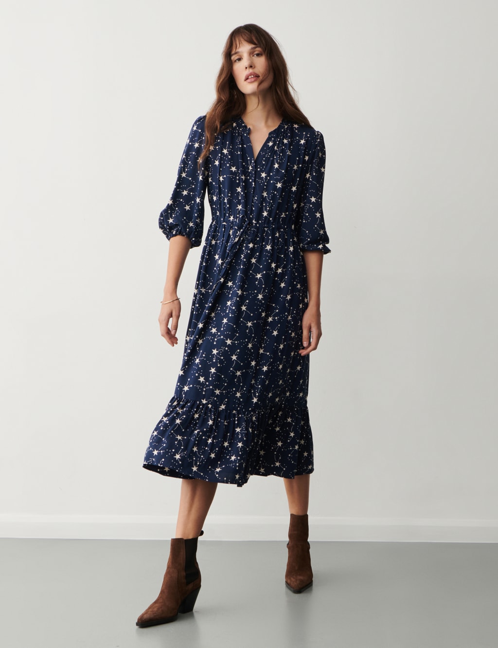 Star Print V-Neck Belted Midi Tiered Dress