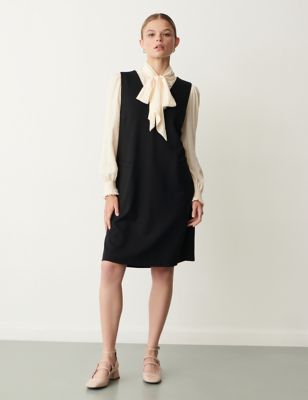 Finery London Women's V-Neck Knee Length Shift Dress - 12 - Black, Black
