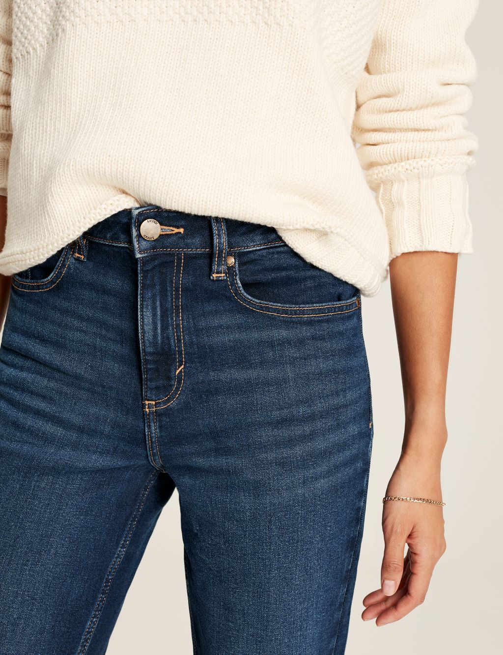 Mid Rise Straight Leg Cropped Jeans image 5