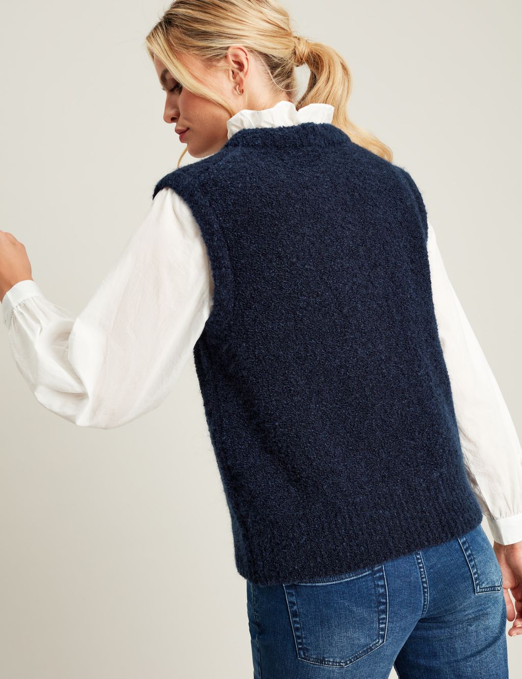 Textured Crew Neck Knitted Vest image 4