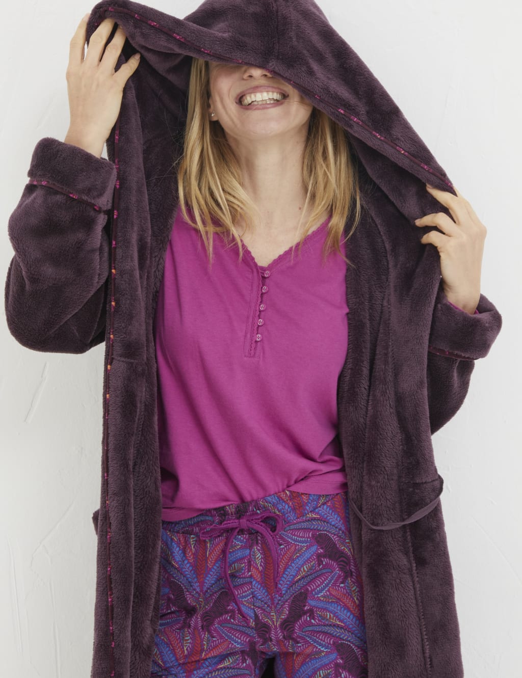 Fleece Hooded Dressing Gown image 4