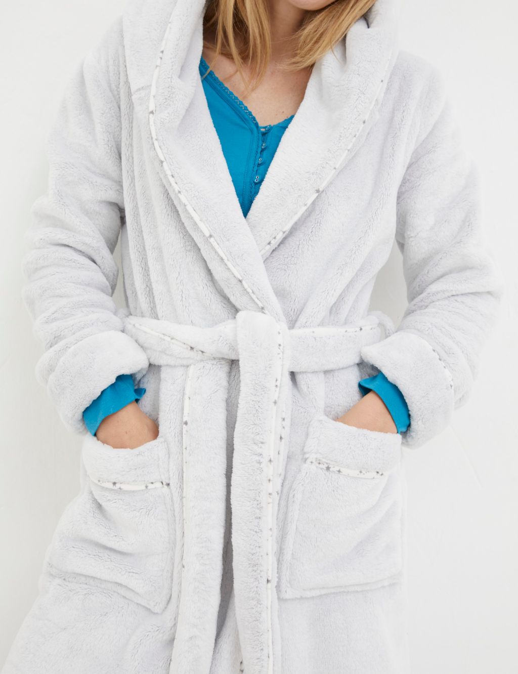 Fleece Hooded Dressing Gown image 4