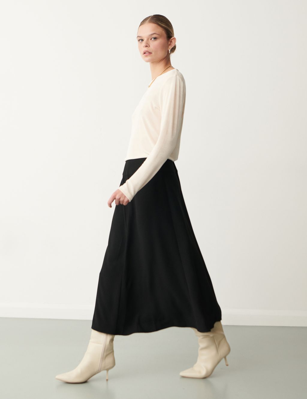 Crepe Midaxi A-Line Skirt image 4