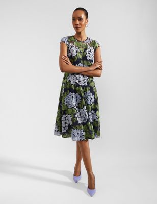 Hobbs Womens Embroidered Floral Knee Length Waisted Dress - 8 - Navy Mix, Navy Mix