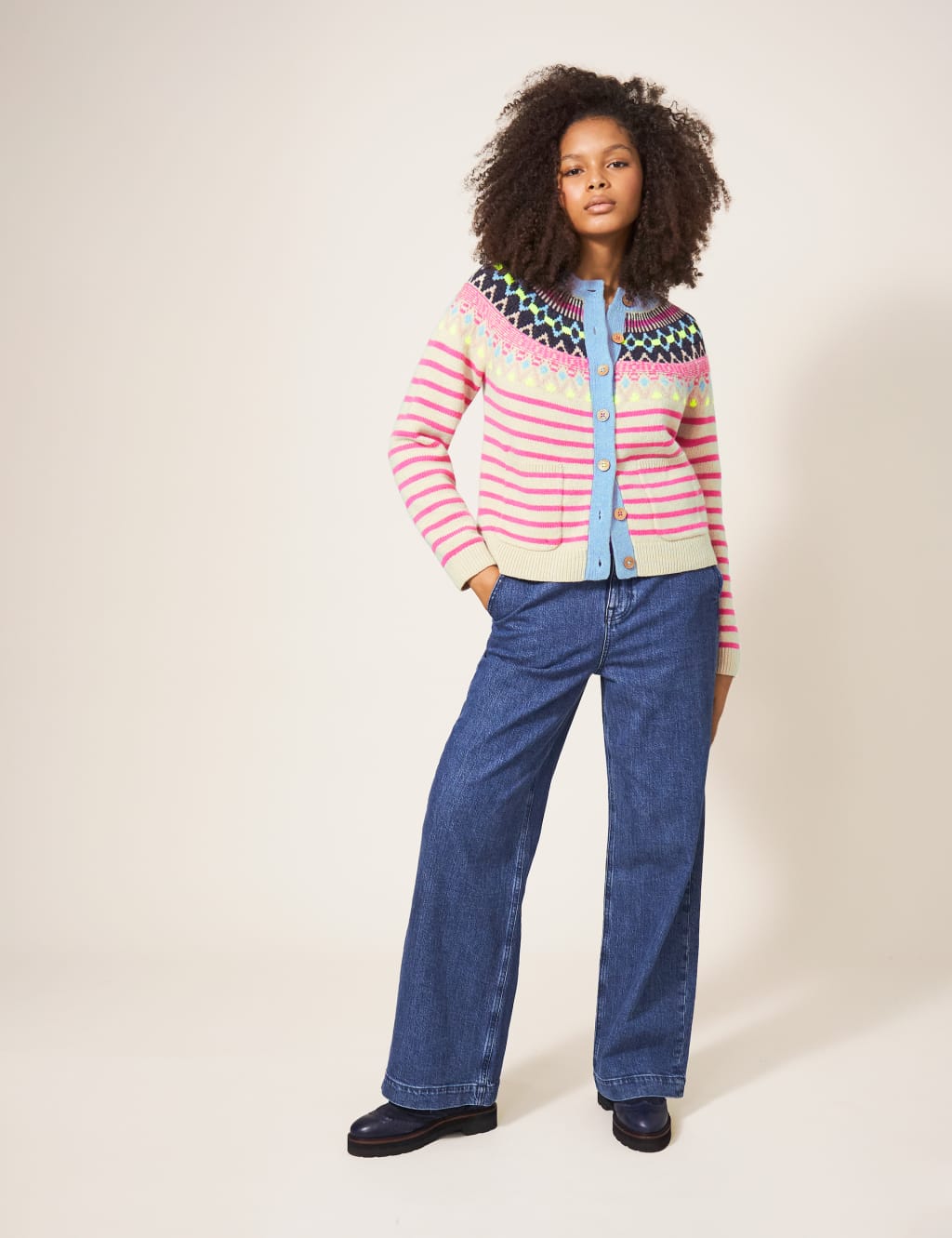 Wool-Rich Fair Isle Crew Neck Cardigan image 5