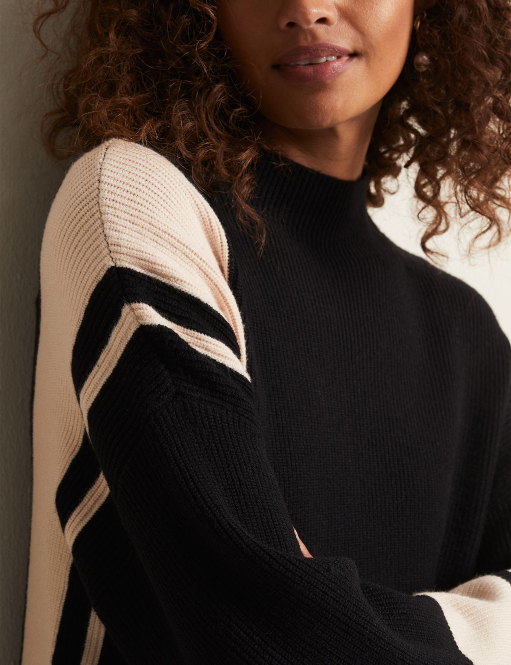 Striped Ribbed Round Neck Relaxed Jumper image 7