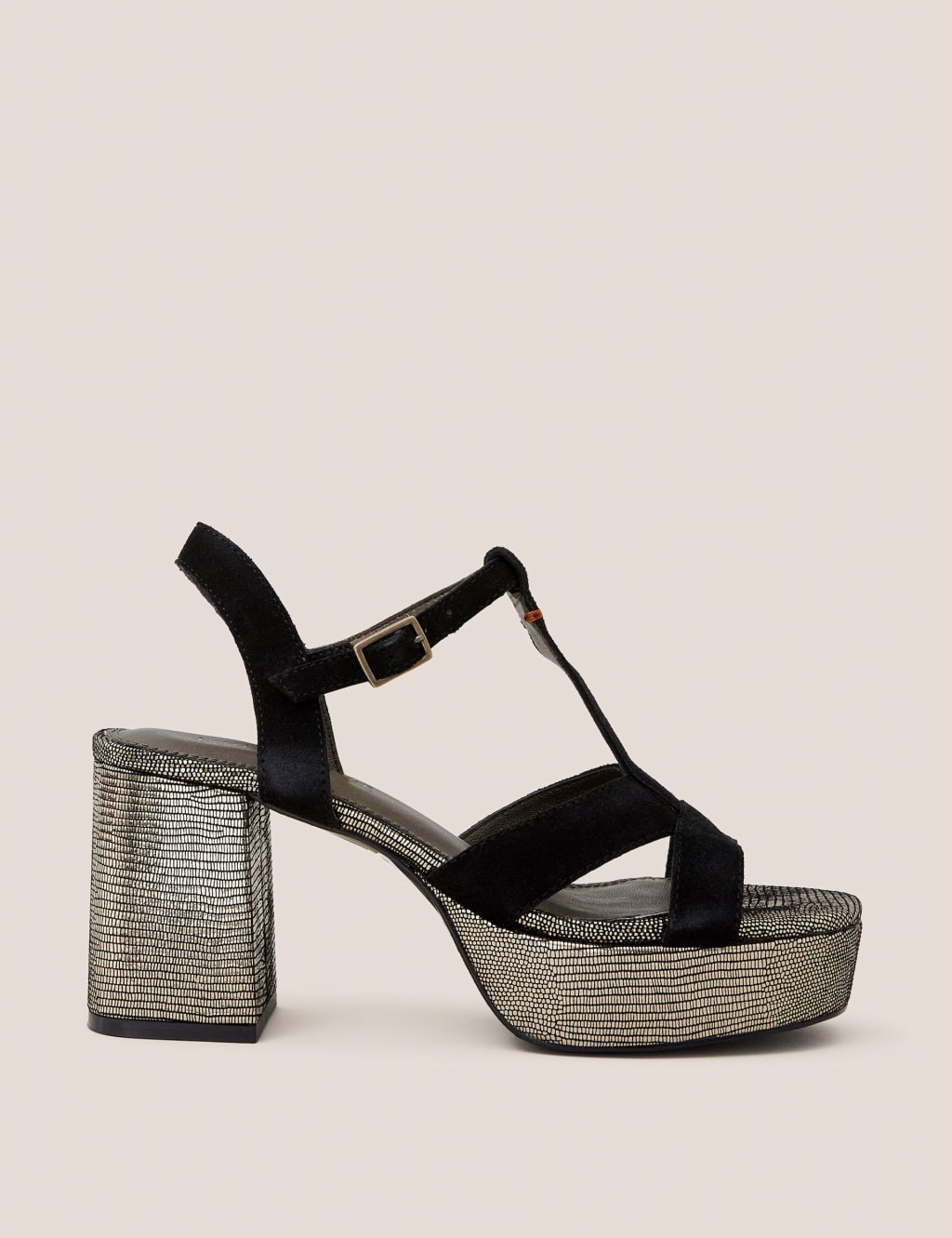 Marks and outlet spencer white sandals