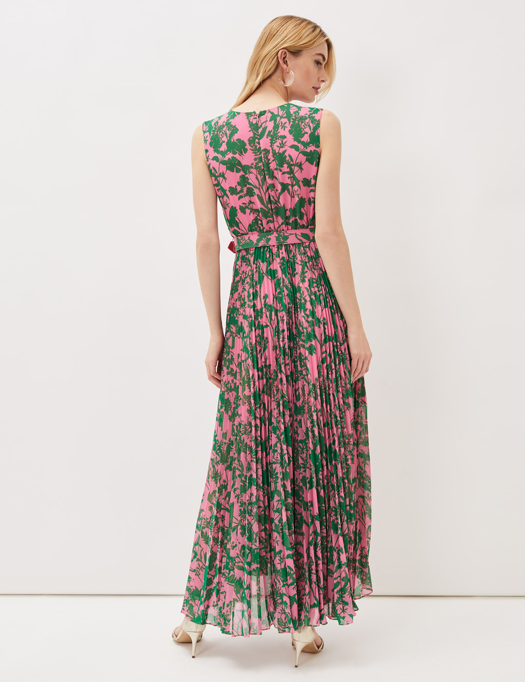 Floral V-Neck Pleated Midi Waisted Dress image 4