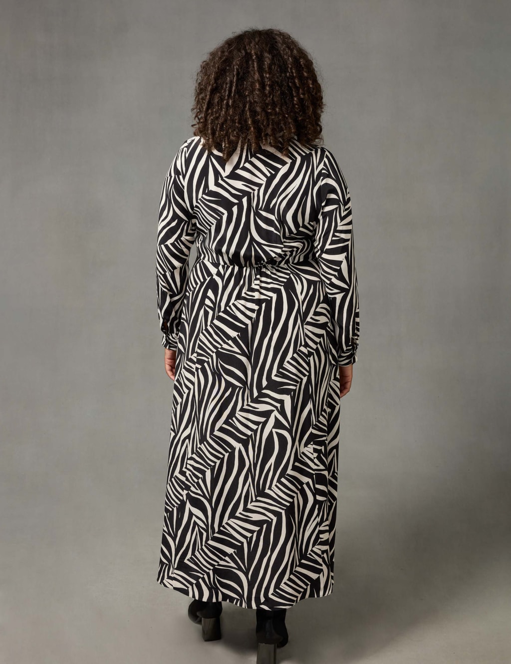 Printed Midi Shirt Dress image 3