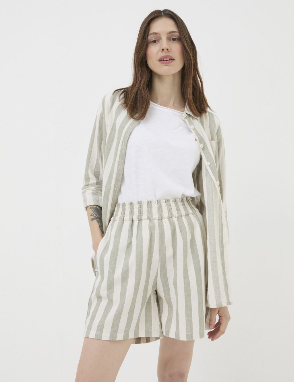 Linen Rich Striped Shorts