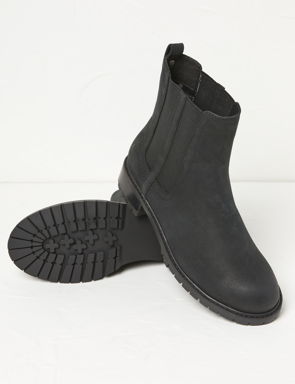 Chelsea Block Heel Ankle Boots image 3
