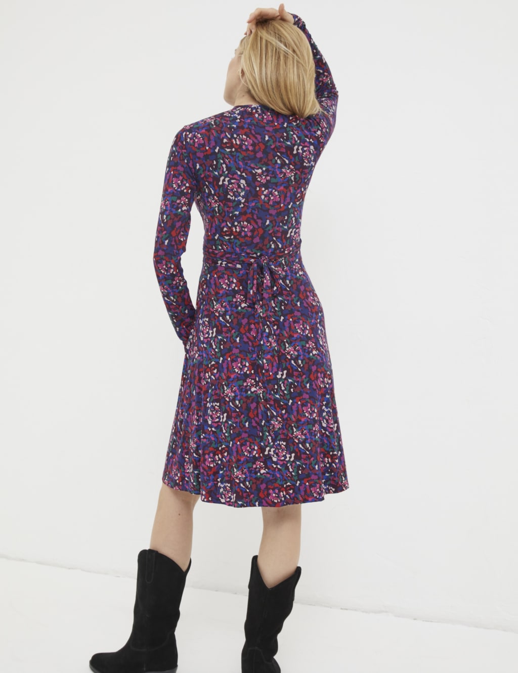 Jersey Floral V-Neck Knee Length Wrap Dress image 3