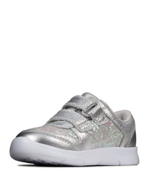 M&S Clarks Girls Baby Leather Glitter Trainers