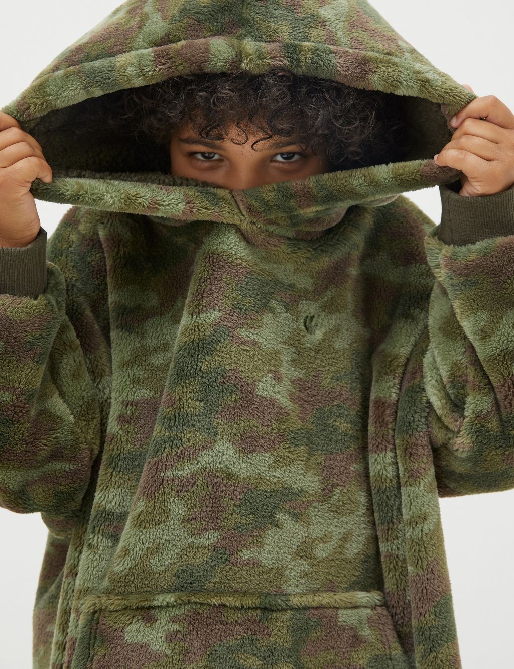 Fleece Camouflage Oversized Hoodie image 4