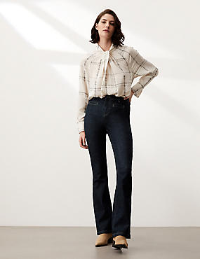 Uitlopende Chelsea-jeans met hoge taille en slanke pasvorm